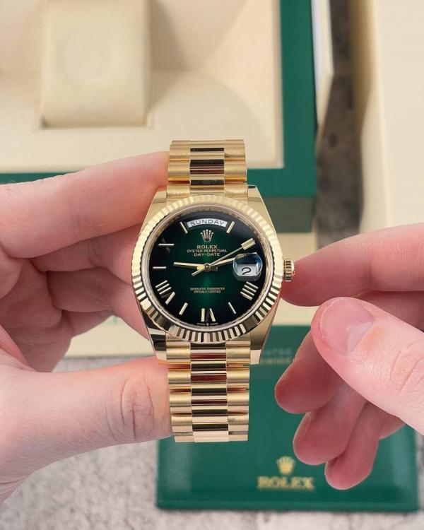 Role_x Oyster Perpetual Day Date Gold-Green