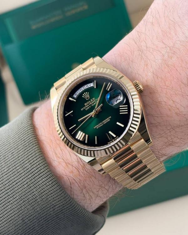Role_x Oyster Perpetual Day Date Gold-Green